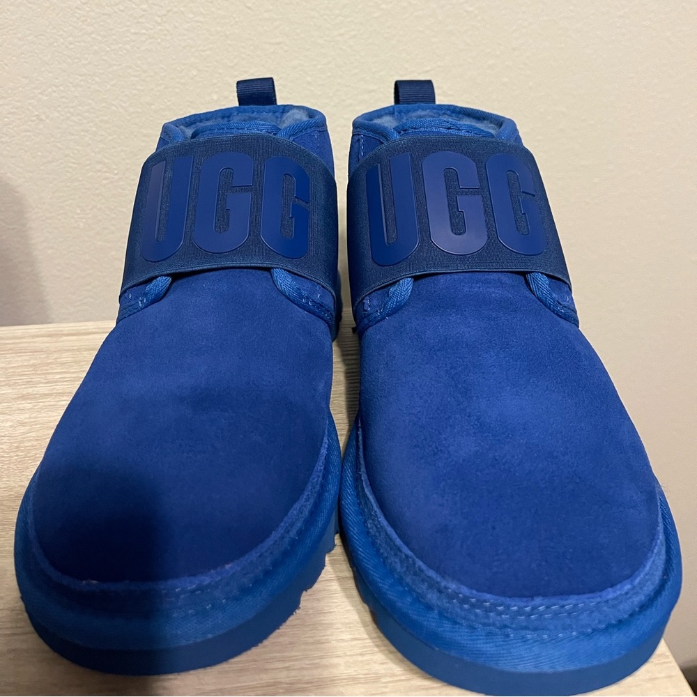 UGG size 7 men